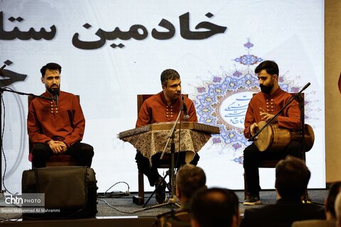 تخلیل از خادمین ستاد سفر استان اصفهان