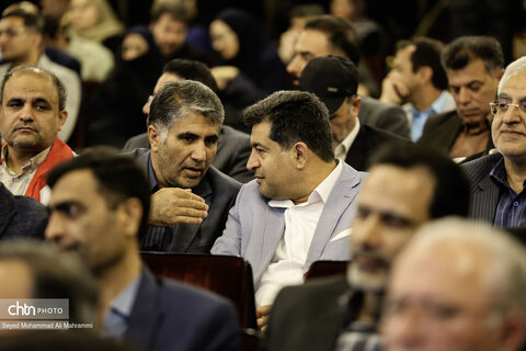 تخلیل از خادمین ستاد سفر استان اصفهان