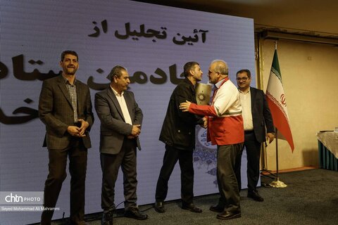 تخلیل از خادمین ستاد سفر استان اصفهان