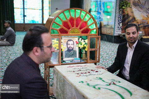 حضور مدیرکل روابط‌عمومی وزارت میراث‌فرهنگی، گردشگری و صنایع‌دستی در یادمان شهیدعلی هاشمی