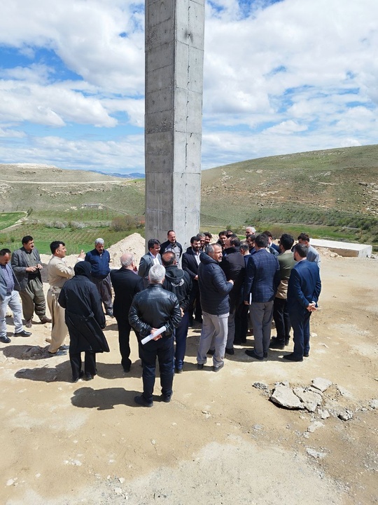 بازدید معاون هماهنگی امور اقتصادی استاندار آذربایجان غربی از پروژه مرکز تفریحی اسکای پارک چاورچین بوکان