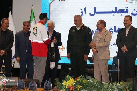 همایش تجلیل ازخادمان ستاد اجرایی خدمات سفر خراسان شمالی
