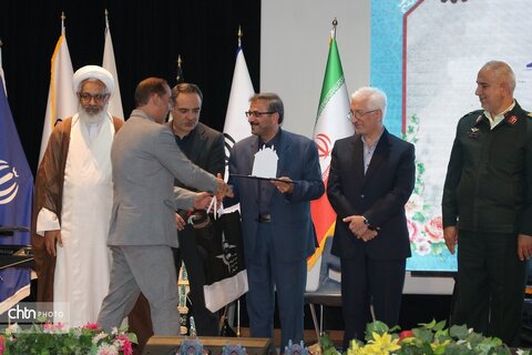 همایش تجلیل ازخادمان ستاد اجرایی خدمات سفر خراسان شمالی
