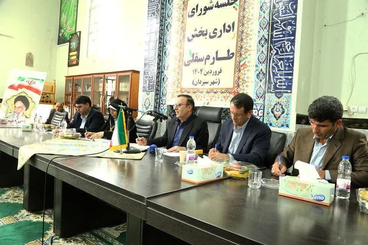 ظرفیت گردشگری طبیعی در طارم بی‌نظیر است/ برنامه‌ریزی برای جذب سرمایه‌گذار برای استفاده از ظرفیت‌ها و تقویت زیرساخت‌ها از اولویت‌ها اداره‌کل میراث‌فرهنگی قزوین