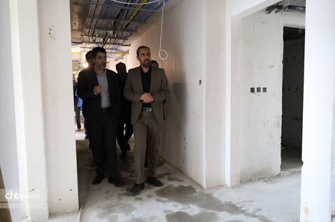 بازدید مدیرعامل شرکت توسعه گردشگری ایران از بازسازی هتل لاله
