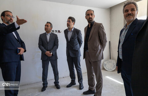 بازدید مدیرعامل شرکت توسعه گردشگری ایران از بازسازی هتل لاله