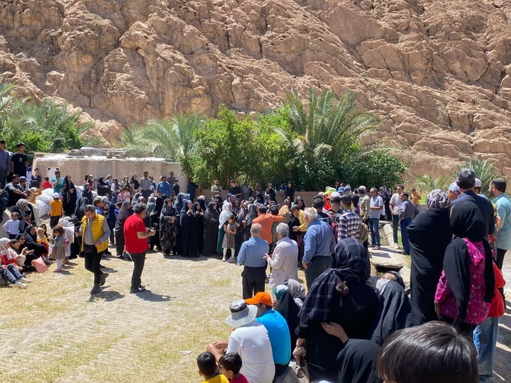 برگزاری جشنواره سرتخمی ازمیغان طبس آیینی برای روزی و برکت