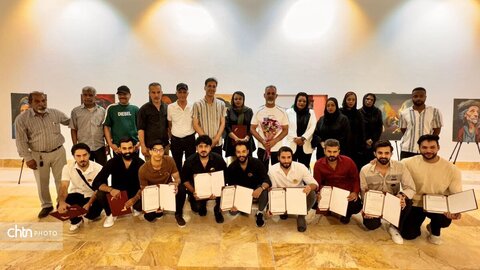 ۱۱ هنرمند نقاش عراقی آثار خود را در موزه آبادان به نمایش گذاشتند