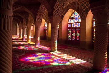صدور سند مالکیت ۲۶ اثر، بنا و محوطه تاریخی و مذهبی شاخص استان فارس