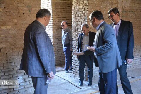 مدیرکل دیوان محاسبات یزد به همراه مدیر میراث فرهنگی یزد از پروژه‌های میراثی و گردشگری بازدید کردند