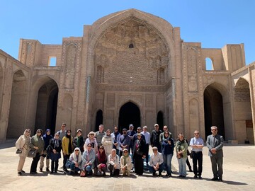 بازدید گردشگران تهرانی از جاذبه‌های گردشگری دشت ورامین