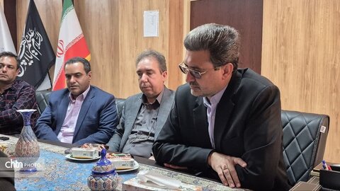 مدیرکل میراث فرهنگی یزد از قلعه خرانق  بازدید کرد