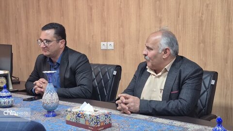 مدیرکل میراث فرهنگی یزد از قلعه خرانق  بازدید کرد