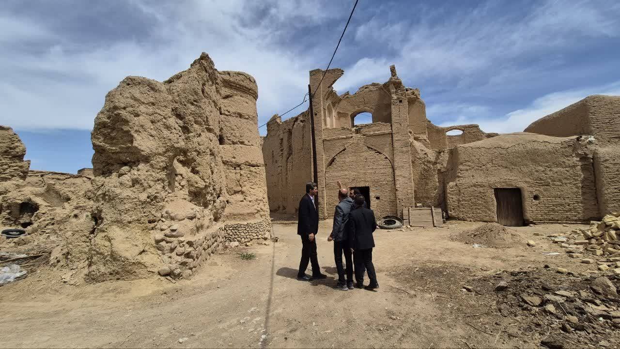 برنامهریزی برای پیشبرد پروژههای مرمتی و حفظ اصالت بافت تاریخی عقدا