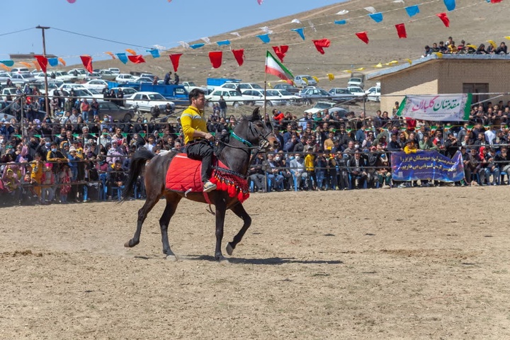 شهرستان رزن همدان میزبان رویداد سوارکاری می‌شود