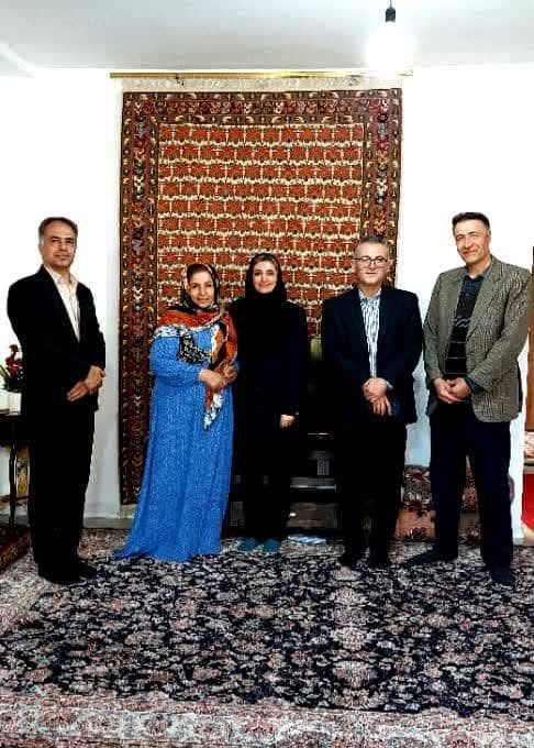 گام‌های استوار بانوان کردستانی در مسیر احیای صنایع‌دستی بومی ستودنی است