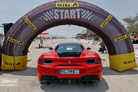 نخستین دوره مسابقات اتومبیلرانی درگ (شتاب) در جزیره کیش