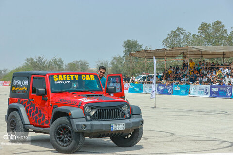 نخستین دوره مسابقات اتومبیلرانی درگ (شتاب) در جزیره کیش