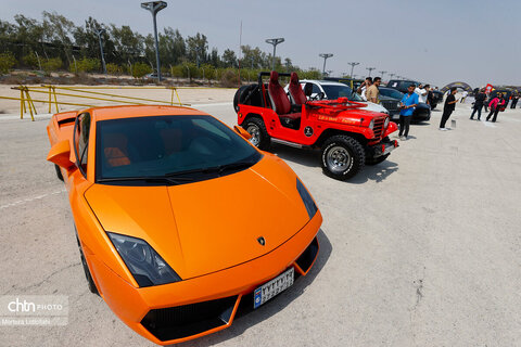 نخستین دوره مسابقات اتومبیلرانی درگ (شتاب) در جزیره کیش