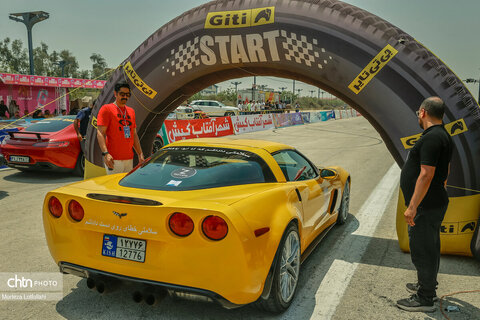 نخستین دوره مسابقات اتومبیلرانی درگ (شتاب) در جزیره کیش