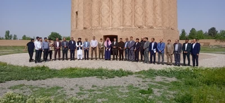 برگزاری تور آشناسازی سرکنسول‌ها و نمایندگان ۳ کشور به مقصد شهرستان‌های چناران، درگز و کلات