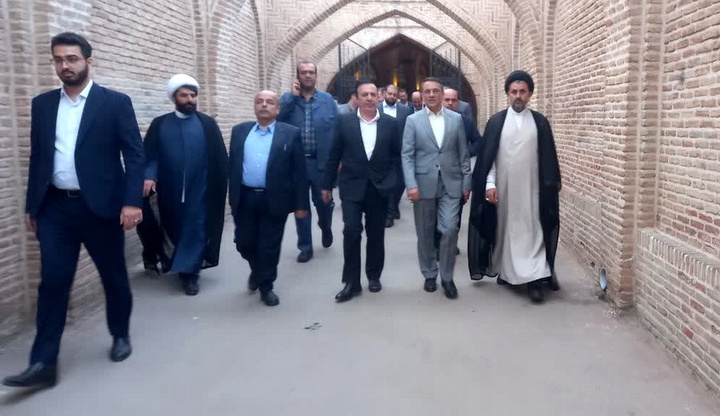 بازدید معاون رئیس‌جمهوری از کاروانسرای جهانی سعدالسلطنه قزوین
