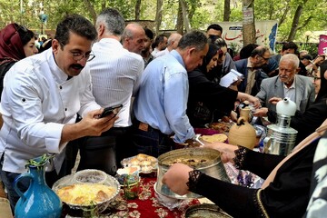 استقبال گسترده از رویداد گردشگری خوراک در برغان/ گامی در مسیر ثبت جهانی برغان