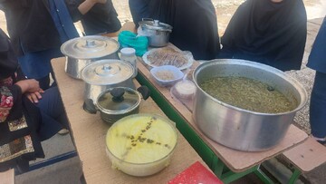 جشنواره غذاهای بومی محلی در قلعه رئیسی برگزار شد