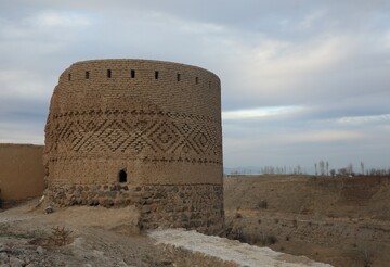 آگهی مزایده سرمایه‌گذاری ۲بنای تاریخی استان اردبیل منتشر شد