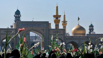 مشهدالرضا، گلباران میلاد خواهر گرانقدر ثامن الحجج(ع)