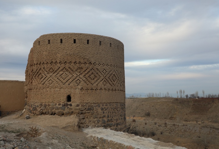 آگهی مزایده سرمایه‌گذاری ۲بنای تاریخی استان اردبیل منتشر شد