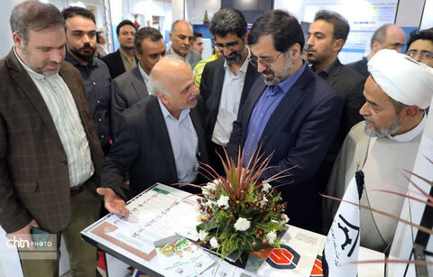 بازدید استاندار از غرفه استان قم در نمایشگاه ایران اکسپو