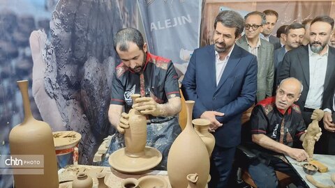 فرش قرمز همدان زیر پای سرمایه‌گذاران‌ پهن است