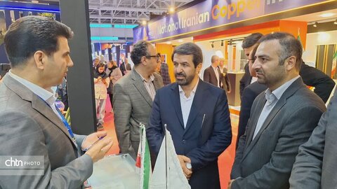 فرش قرمز همدان زیر پای سرمایه‌گذاران‌ پهن است