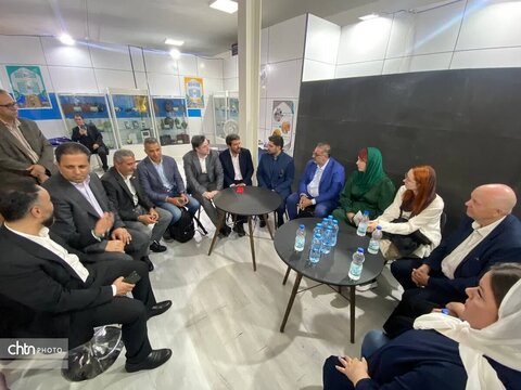 فرش قرمز همدان زیر پای سرمایه‌گذاران‌ پهن است