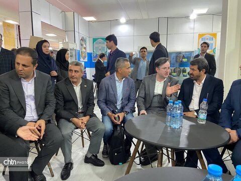 فرش قرمز همدان زیر پای سرمایه‌گذاران‌ پهن است