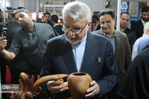 بازدید صالحی‌امیری از نمایشگاه بین المللی «ایران‌اکسپو»