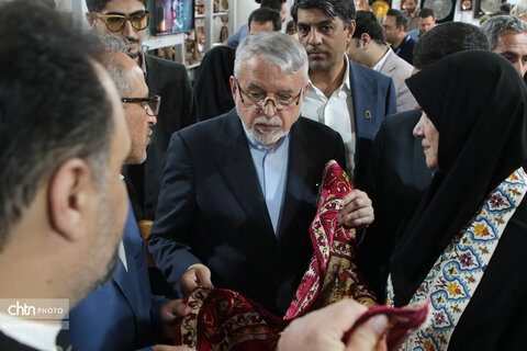 بازدید صالحی‌امیری از نمایشگاه بین المللی «ایران‌اکسپو»