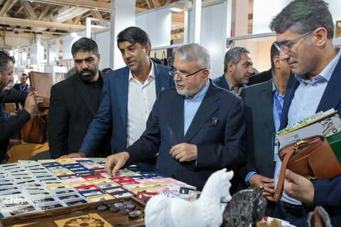 بازدید صالحی‌امیری از نمایشگاه بین المللی «ایران‌اکسپو»