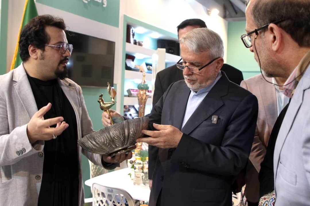 صنایع‌دستی، گنجینه مغفول تمدن ایرانی است/ راهبرد توسعه صادرات فرهنگی در دستور کار