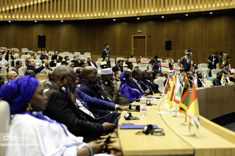 آیین اختتامیه سومین اجلاس همکاری‌های ایران و آفریقا با حضور وریز میراث فرهنگی