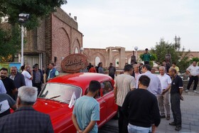 خودروهای کلاسیک در خوی گرد هم آمدند