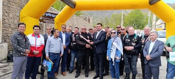 استقبال از موتورسواران لهستانی در مرز بازرگان