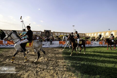 مسابقات نمادین چوگان در میدان تاریخی نقش جهان