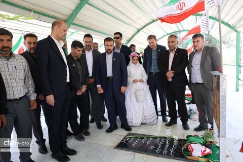 جشنواره با بوی گل و گلاب میمند