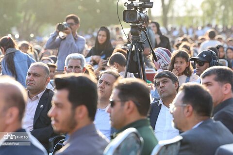 جشنواره با بوی گل و گلاب میمند