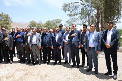 جشنواره با بوی گل و گلاب میمند