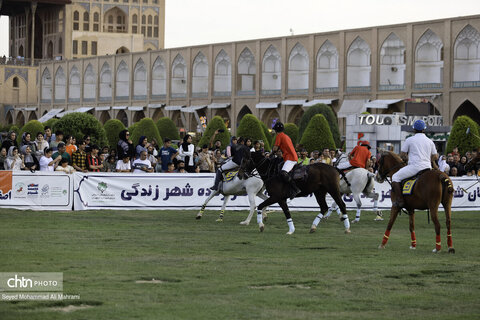 مسابقات نمادین چوگان در میدان تاریخی نقش جهان