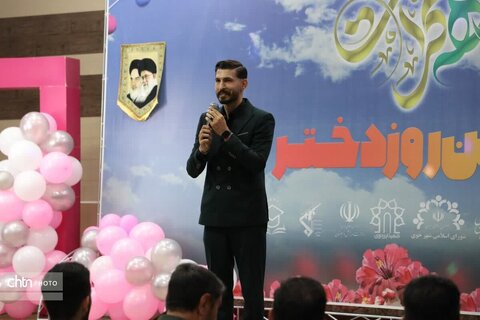 جشن دهه کرامت در خوی برگزار شد