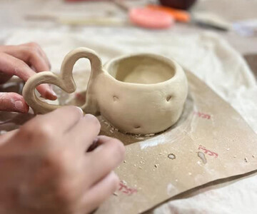 کارگاه‌های صنایع‌دستی ویژه دختران به‌مناسبت دهه کرامت در گلستان برگزار شد